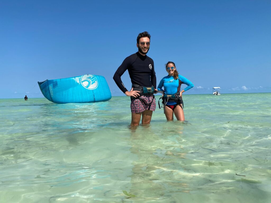 beginner kitesurfing lessons in zanzibar